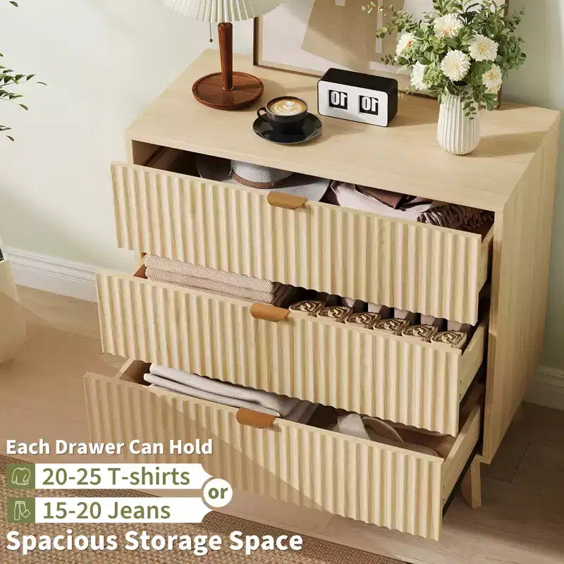 Commode 3 tiroirs cannelée - Rangement moderne en bois pour chambre, salon et dressing