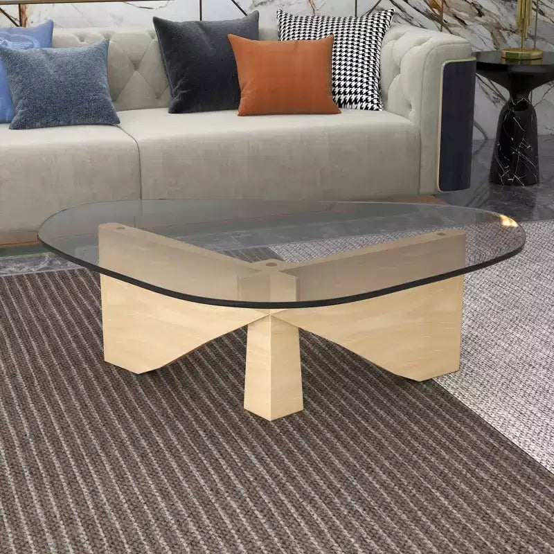 Table Basse Collection avec Plateau en Verre Triangulaire et Base en Frêne Brillant pour la Maison, le Salon, le Bureau